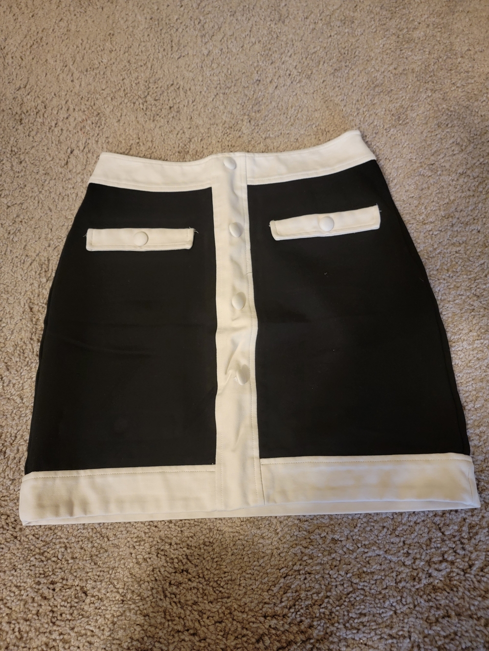 INC International Concepts Size Black Mini Skirt with White Trim & Button Front